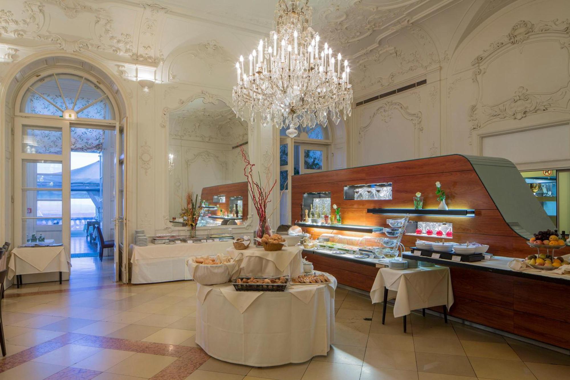 Austria Trend Hotel Schloss Wilhelminenberg Wien Bagian luar foto