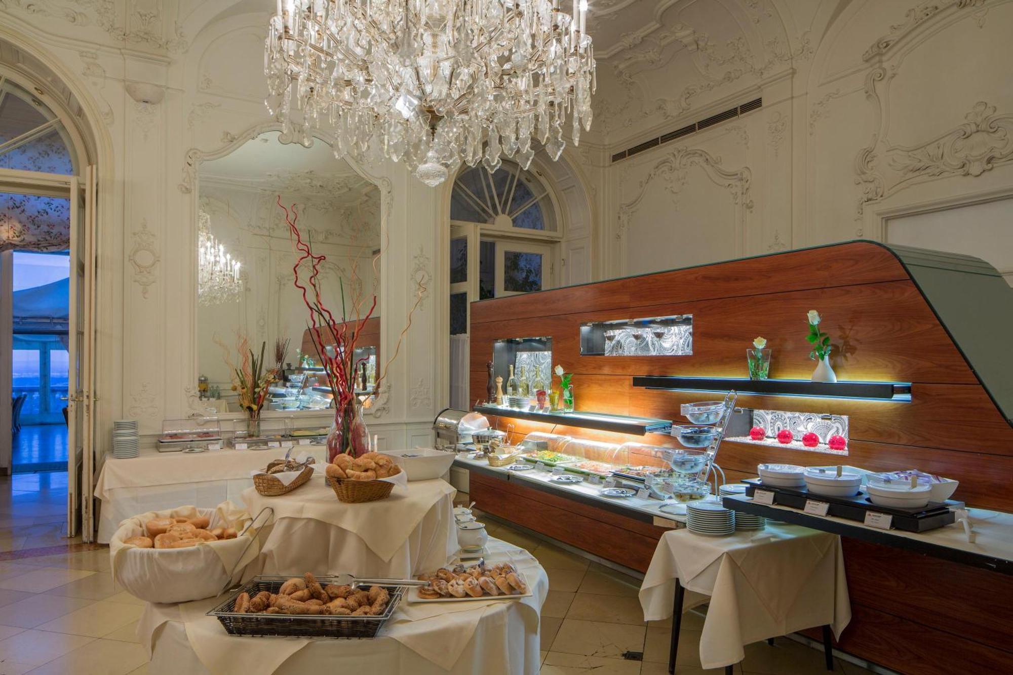 Austria Trend Hotel Schloss Wilhelminenberg Wien Bagian luar foto