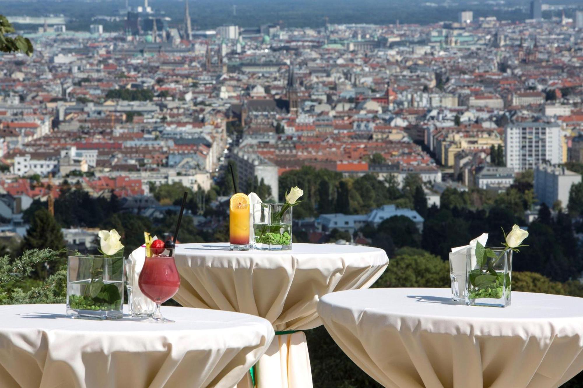 Austria Trend Hotel Schloss Wilhelminenberg Wien Bagian luar foto