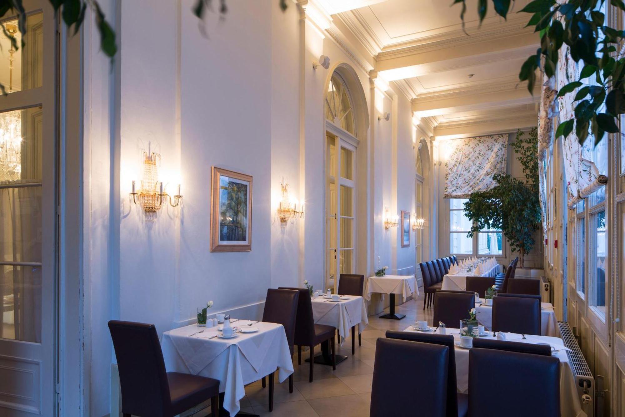 Austria Trend Hotel Schloss Wilhelminenberg Wien Bagian luar foto