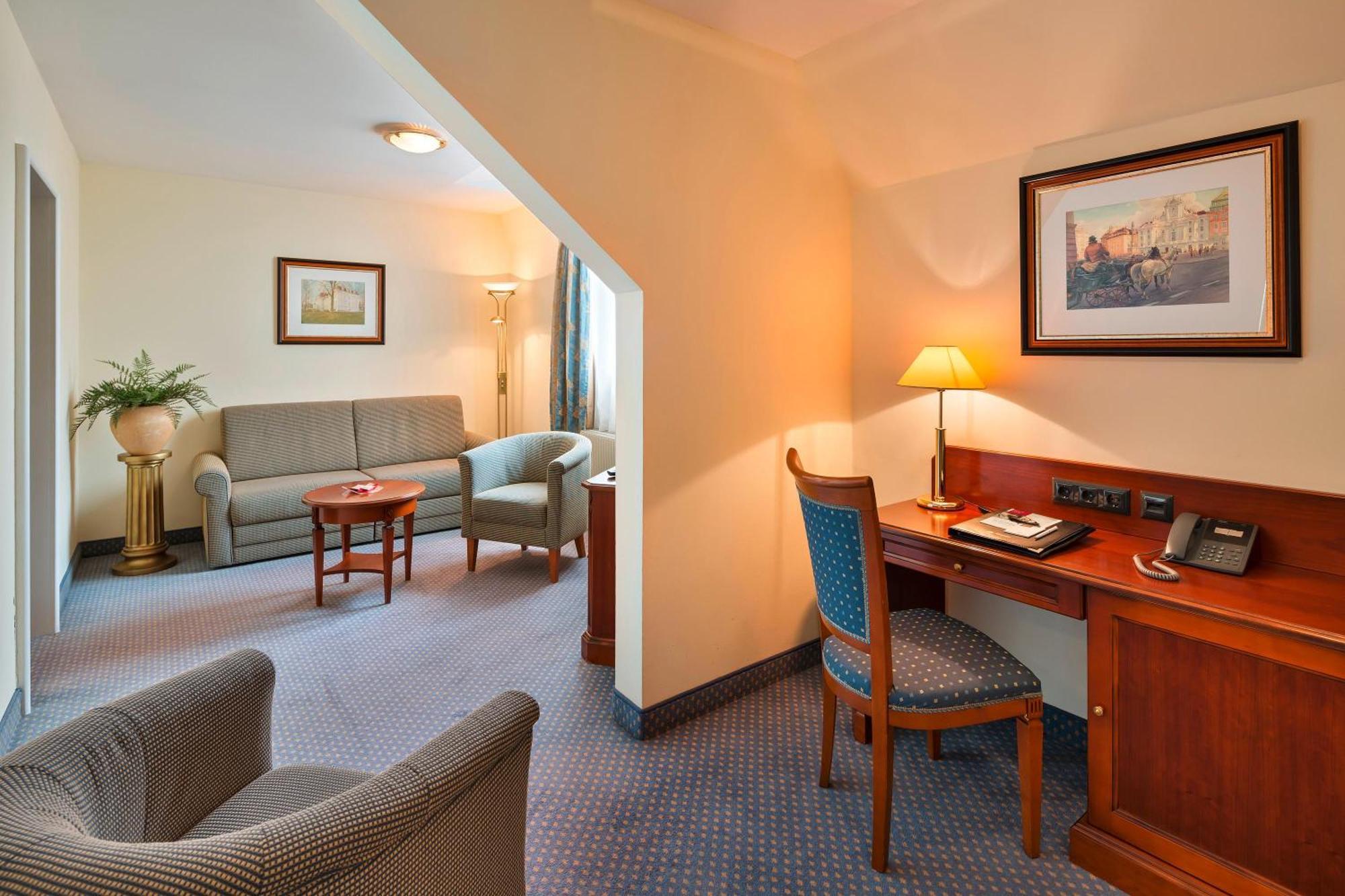 Austria Trend Hotel Schloss Wilhelminenberg Wien Bagian luar foto