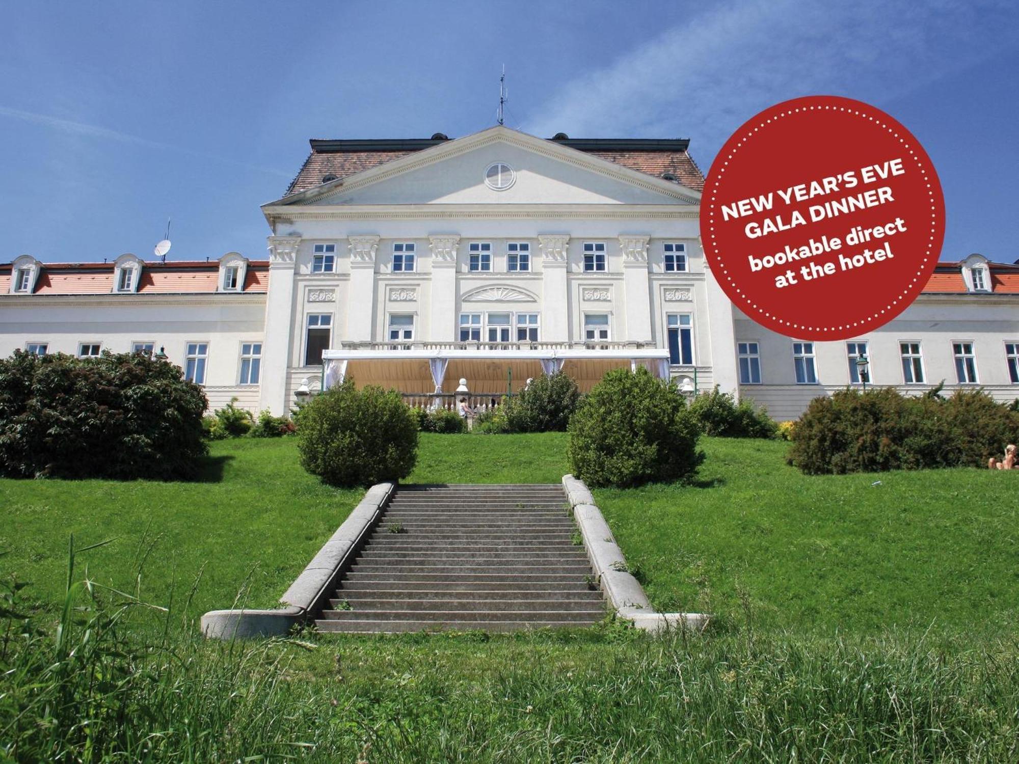 Austria Trend Hotel Schloss Wilhelminenberg Wien Bagian luar foto